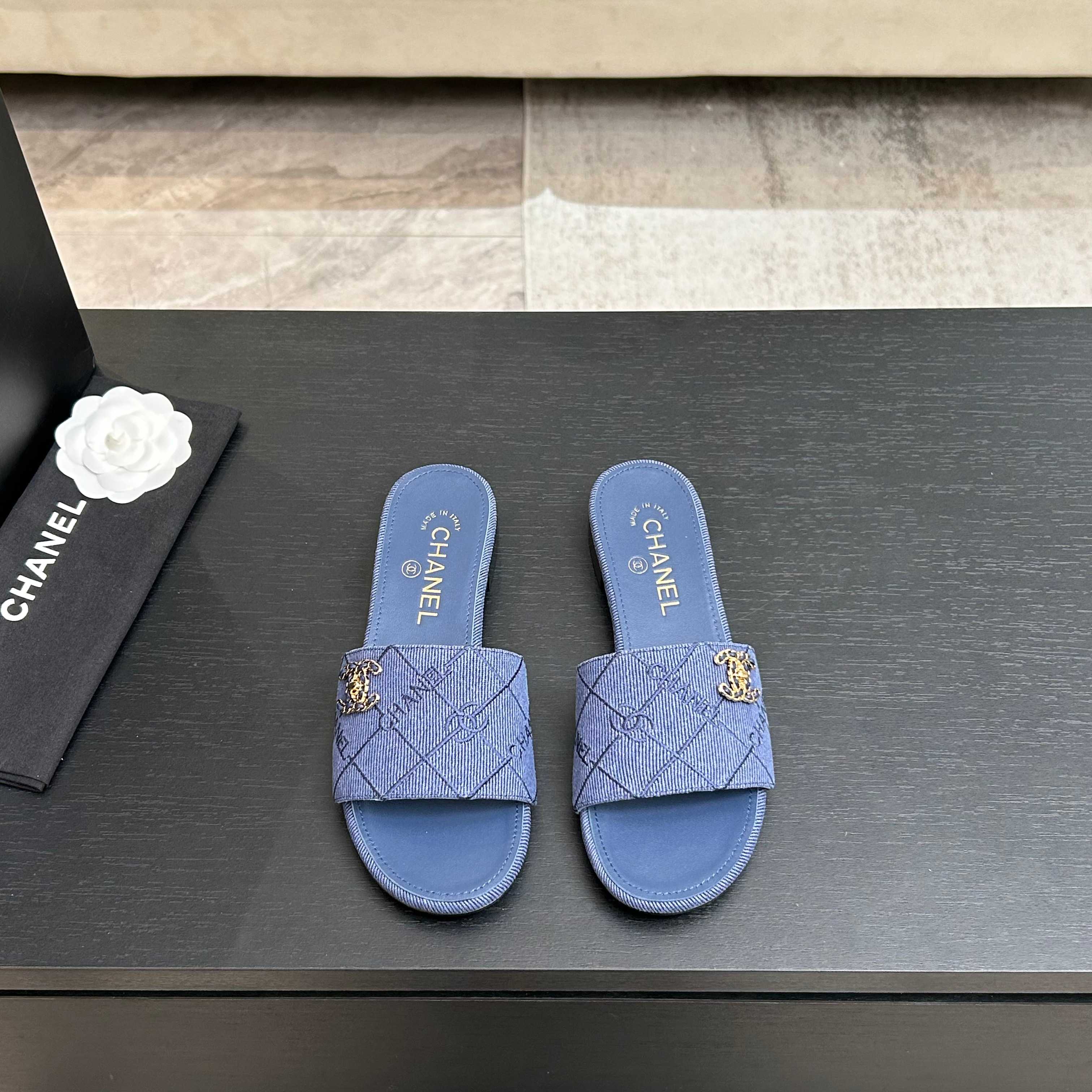 Chanel sz35-39 mnq0263